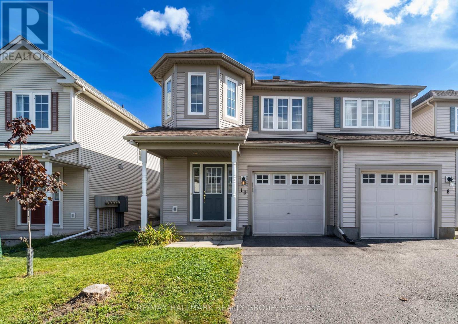 10 FIELDBERRY PRIVATE, Ottawa, Ontario
