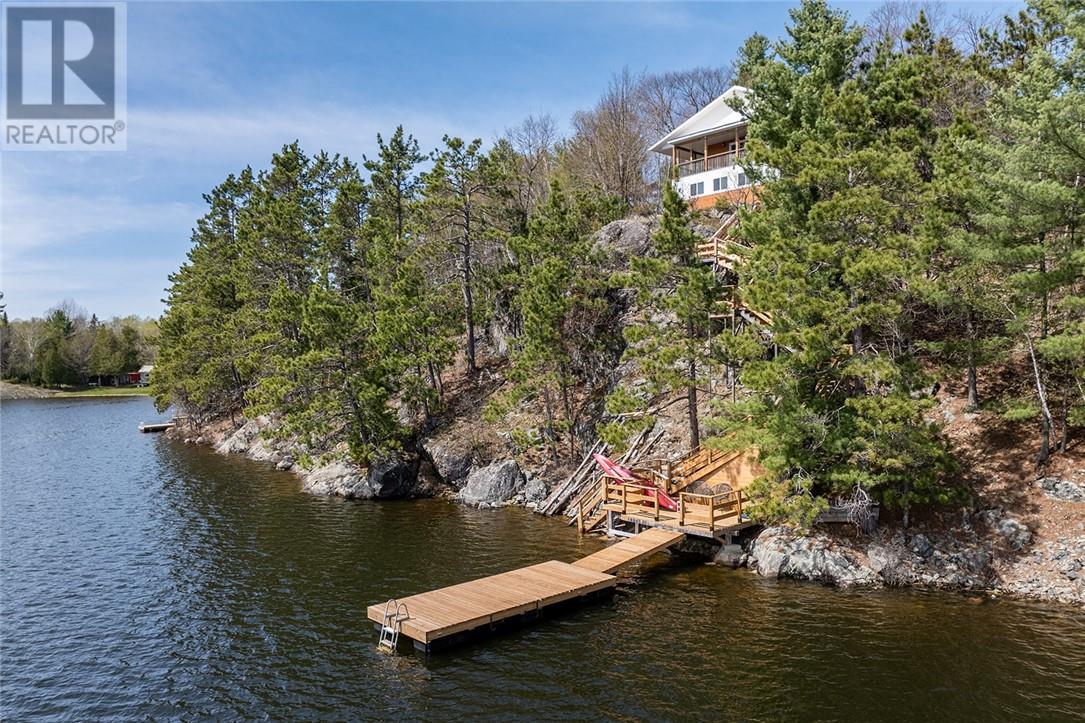 475 Waterfalls Road, Walford, Ontario  P0P 2E0 - Photo 2 - 2126361