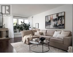 139 HOLCOLM ROAD, Toronto, Ontario