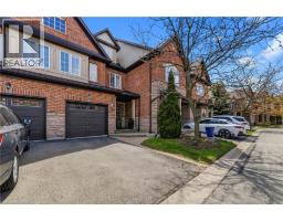 300 RAVINEVIEW Way Unit# 16, Oakville, Ontario