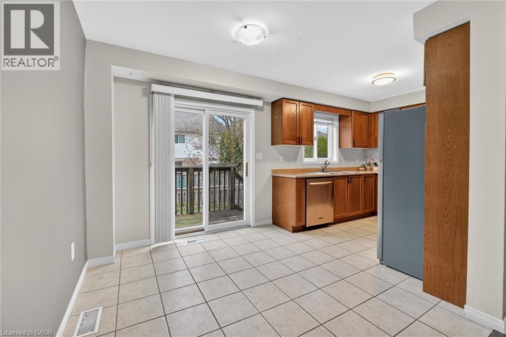41 Kenyon Crescent, Grimsby, Ontario  L3M 5P3 - Photo 9 - 40825515