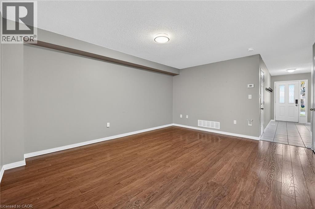 41 Kenyon Crescent, Grimsby, Ontario  L3M 5P3 - Photo 8 - 40825515