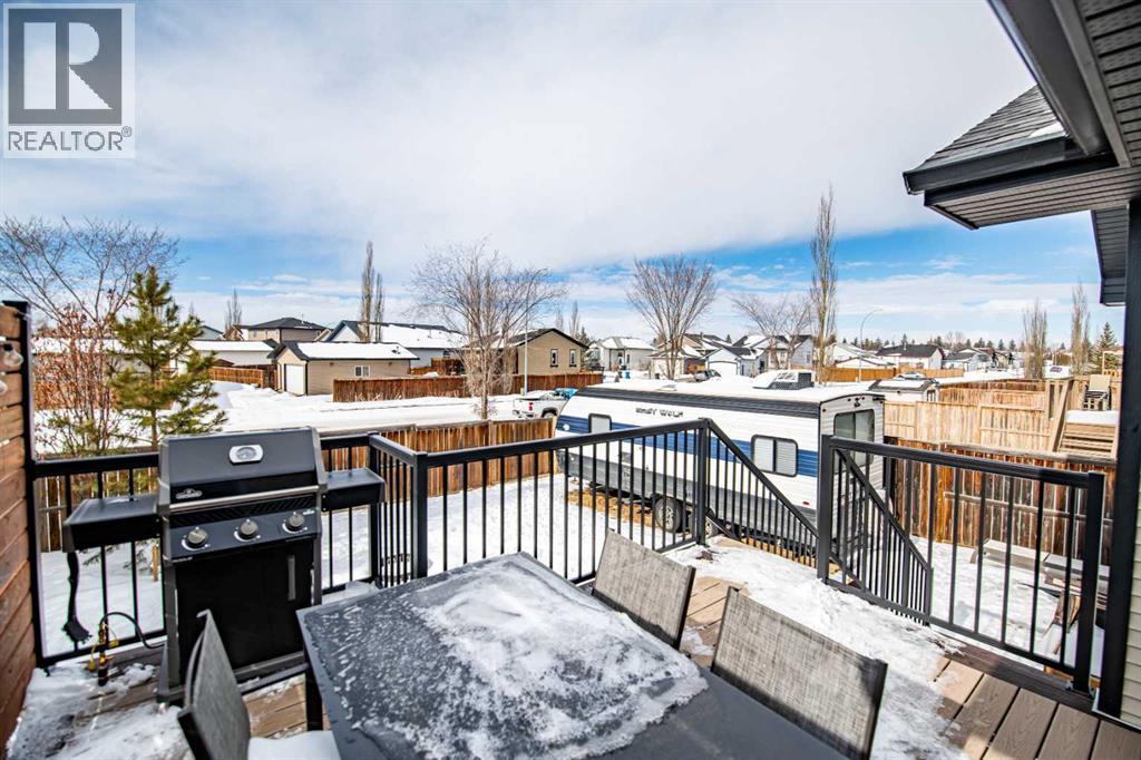 22 Mcdougall Close, Penhold, Alberta  T0M 1R0 - Photo 7 - A2290734