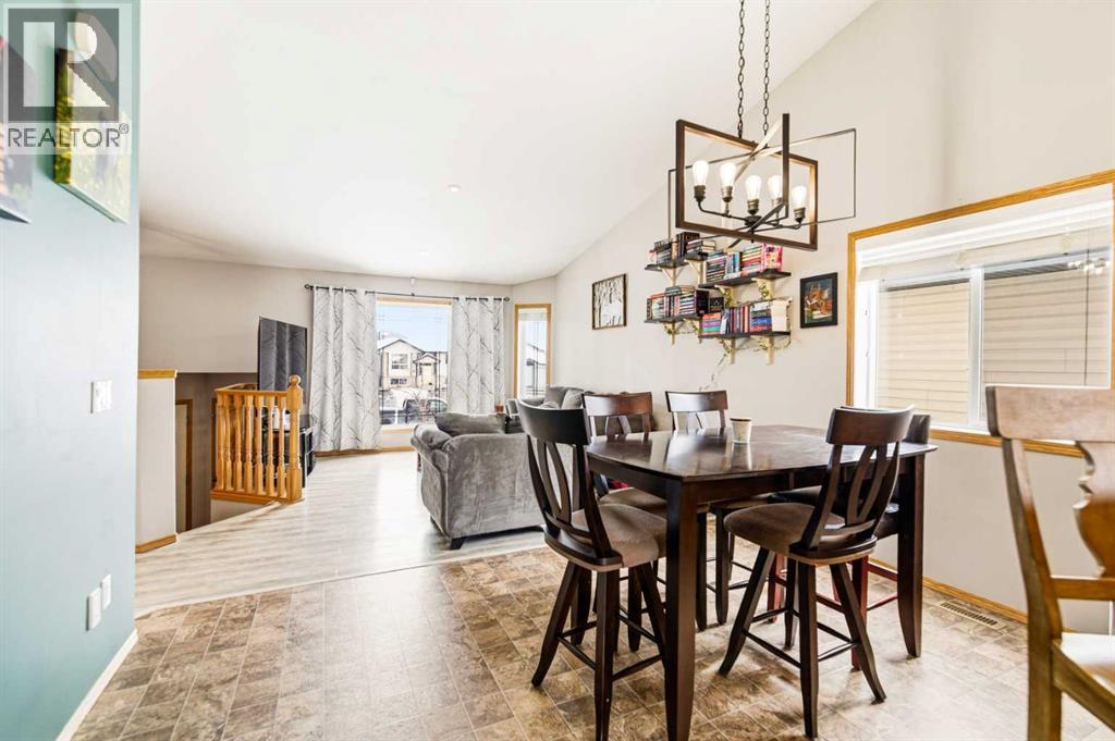 22 Mcdougall Close, Penhold, Alberta  T0M 1R0 - Photo 15 - A2290734