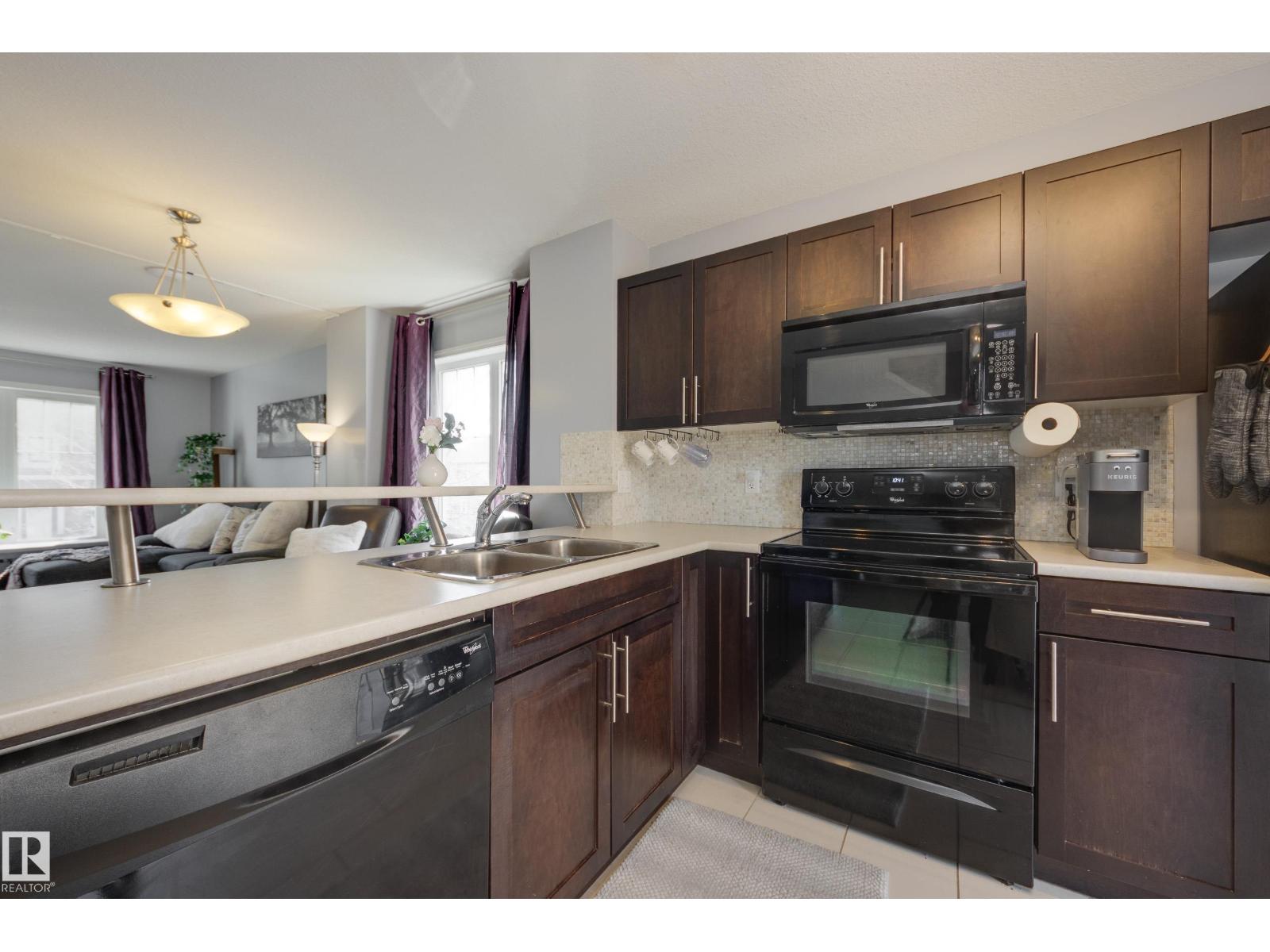 4908 Terwillegar Cm Nw, Edmonton, Alberta  T6R 0S3 - Photo 11 - E4487424