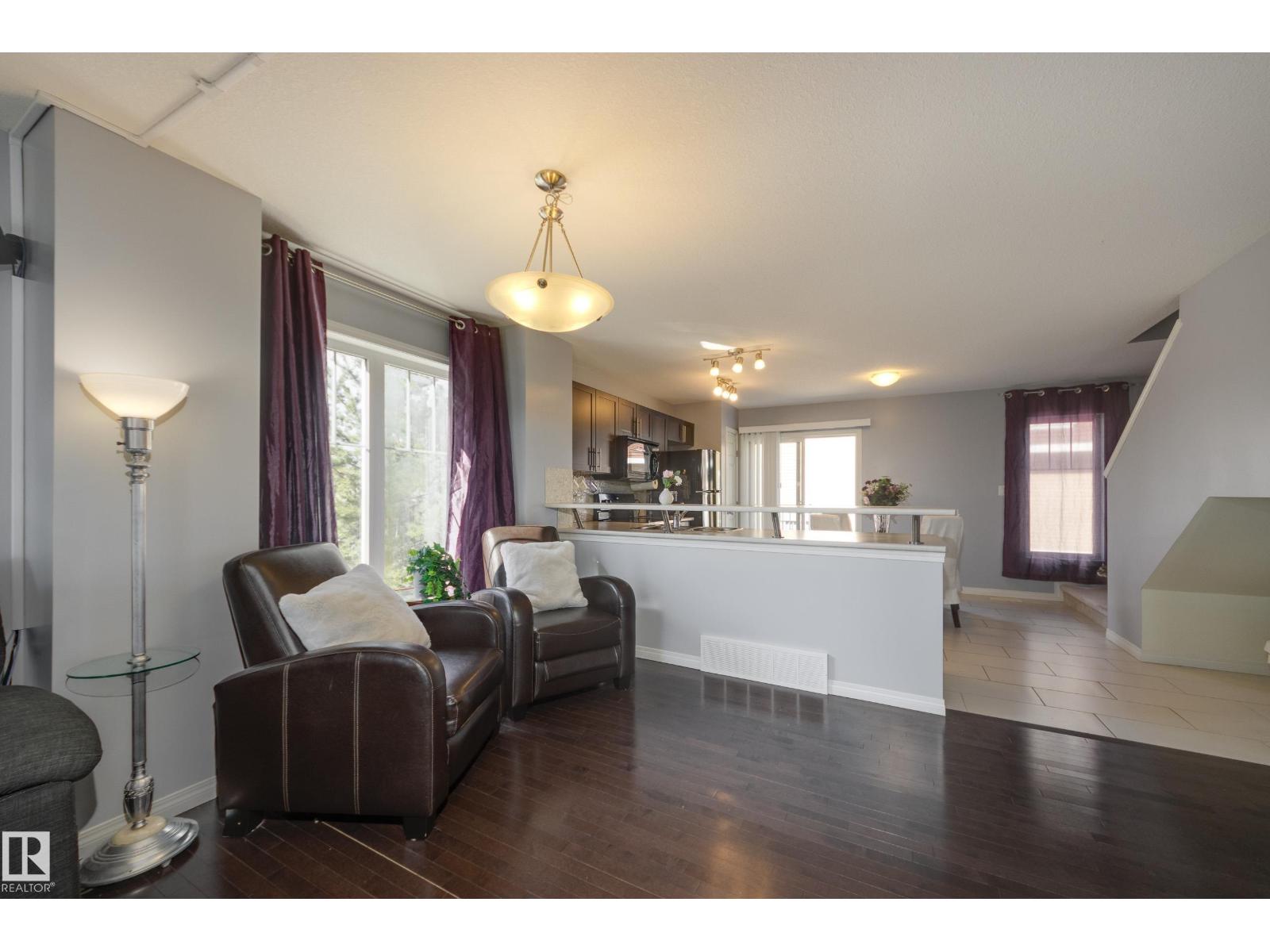 4908 Terwillegar Cm Nw, Edmonton, Alberta  T6R 0S3 - Photo 8 - E4487424