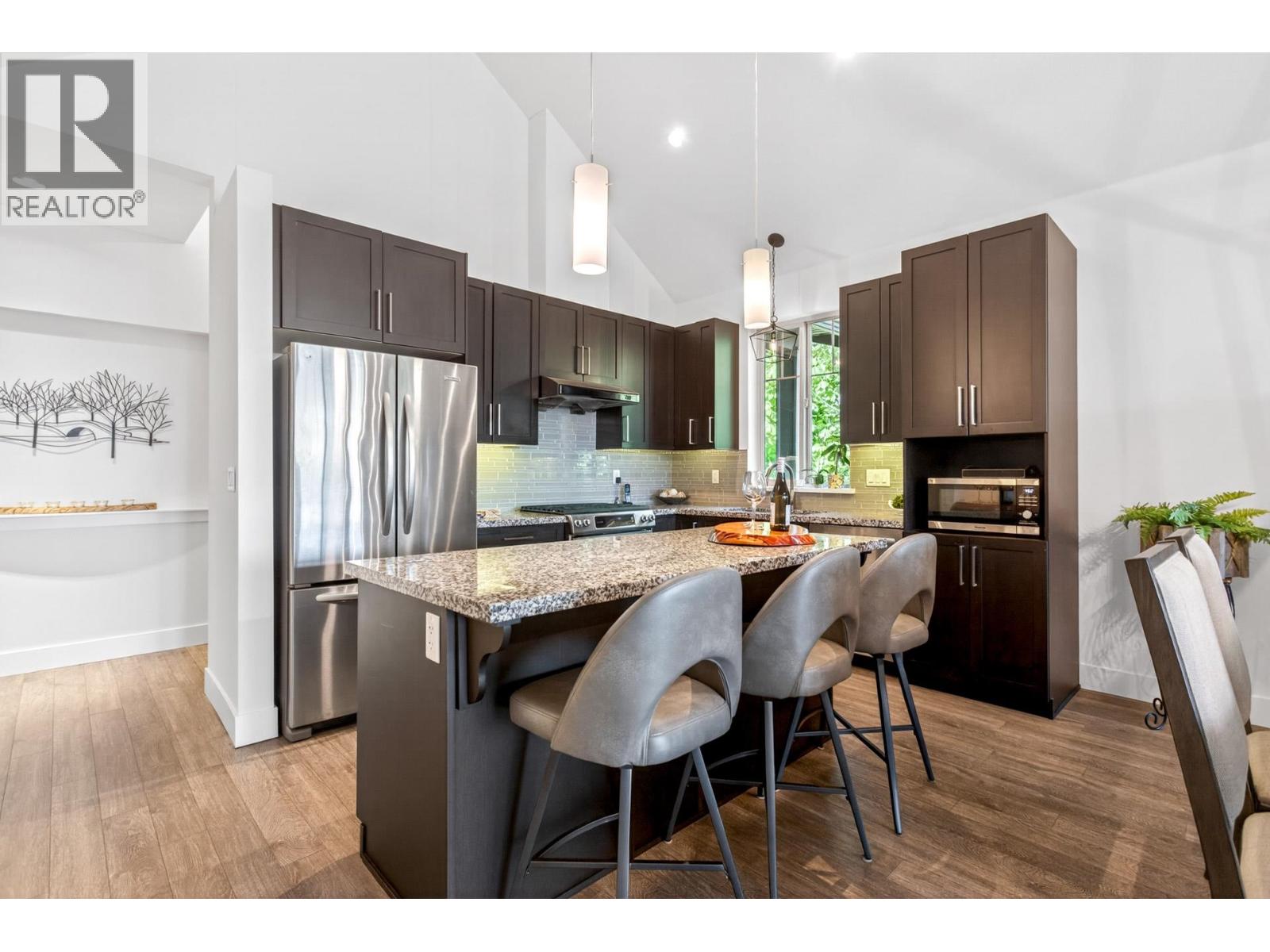 103 3451 Burke Village Promenade, Coquitlam, British Columbia  V3E 0K1 - Photo 16 - R3123092