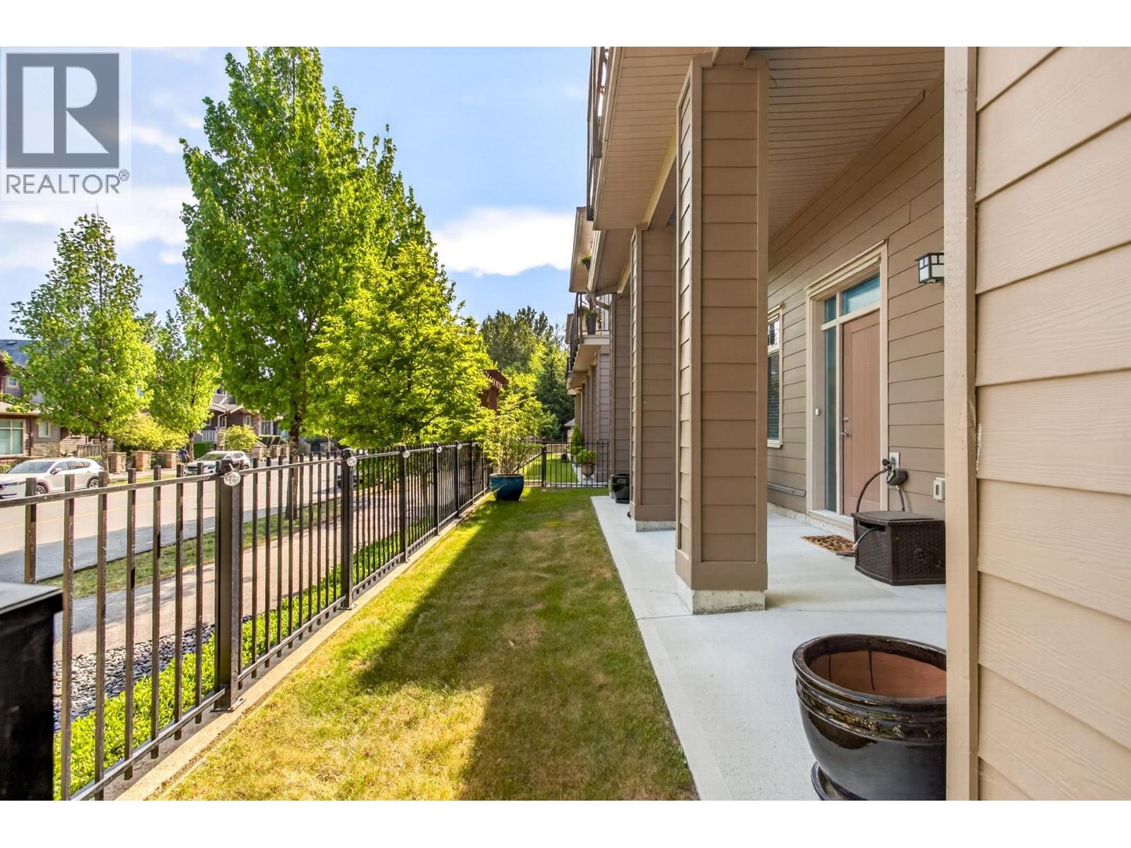 103 3451 Burke Village Promenade, Coquitlam, British Columbia  V3E 0K1 - Photo 38 - R3123092