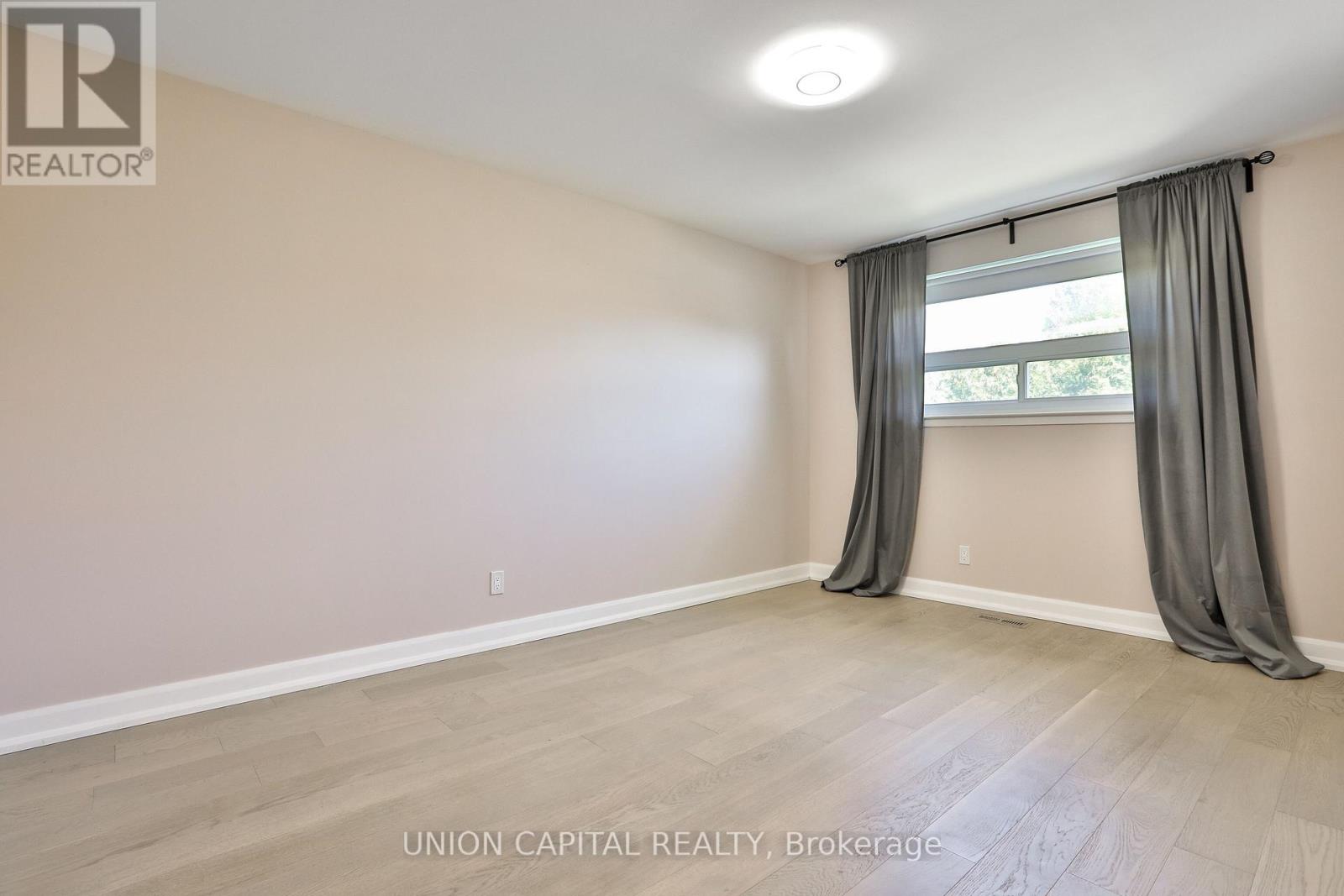 Main - 168 Old Sheppard Avenue, Toronto, Ontario  M2J 3L9 - Photo 11 - C13123244