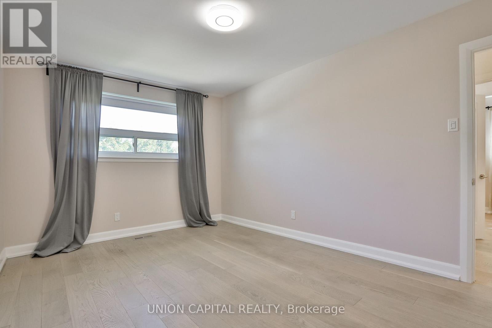 Main - 168 Old Sheppard Avenue, Toronto, Ontario  M2J 3L9 - Photo 12 - C13123244