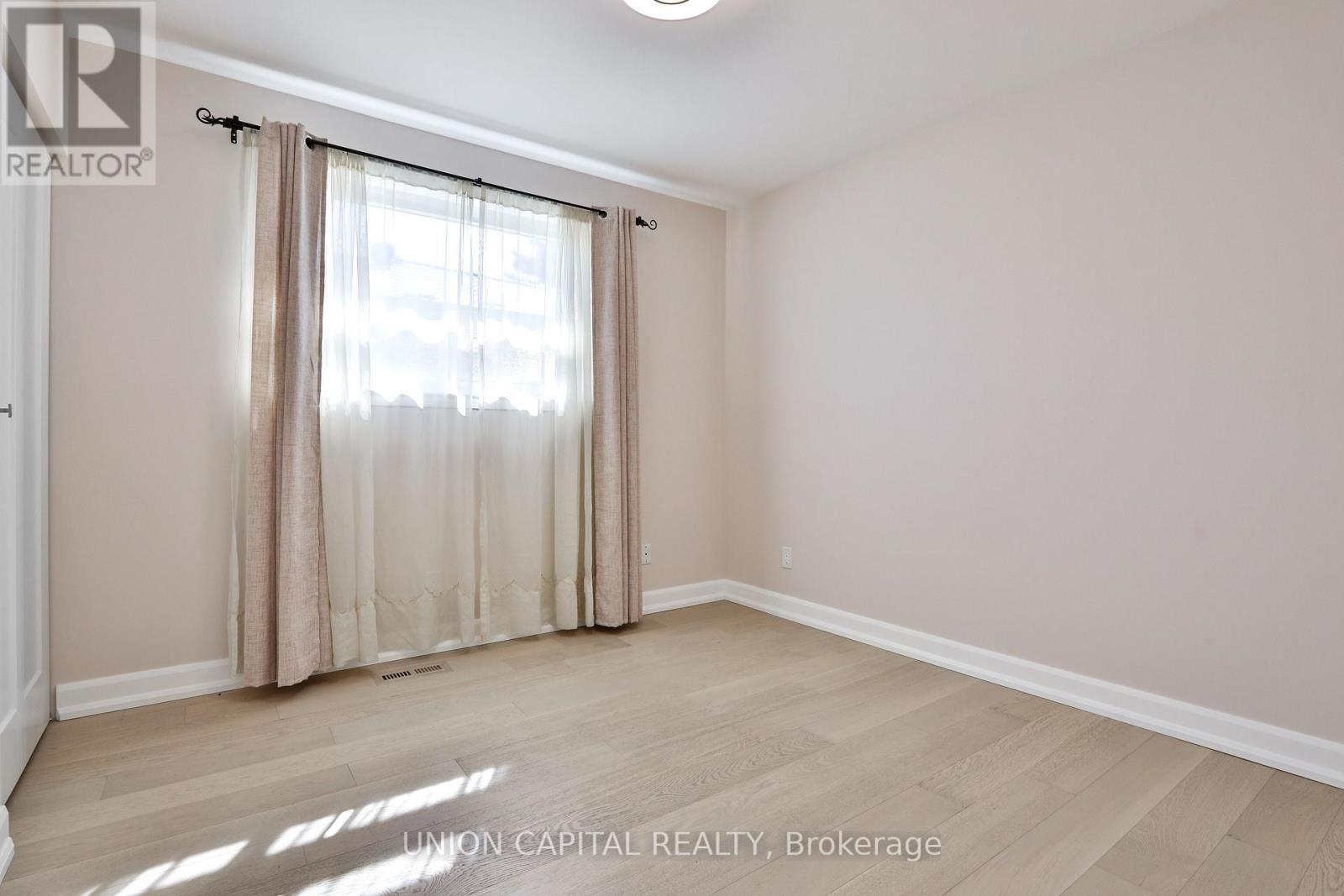 Main - 168 Old Sheppard Avenue, Toronto, Ontario  M2J 3L9 - Photo 16 - C13123244