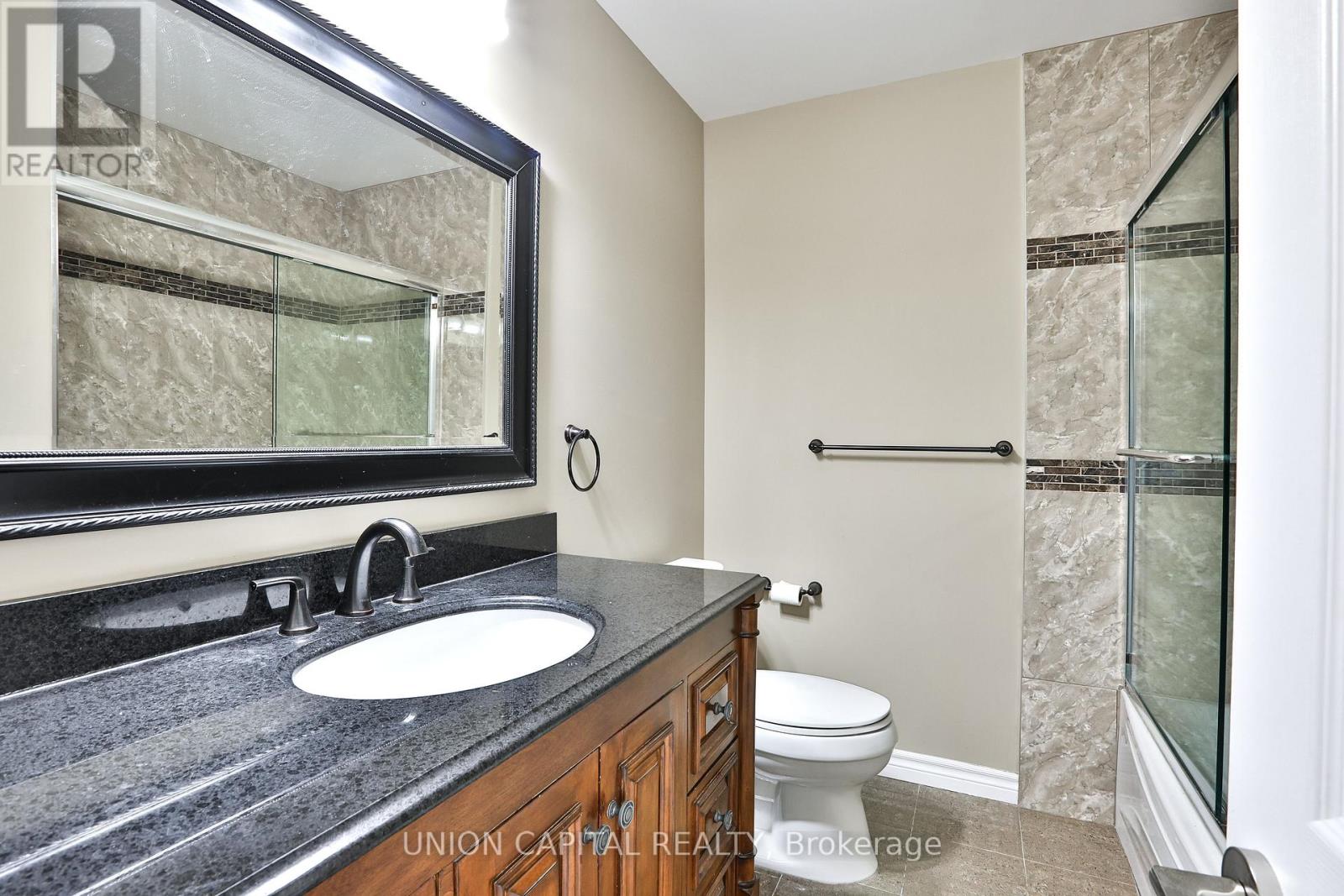 Main - 168 Old Sheppard Avenue, Toronto, Ontario  M2J 3L9 - Photo 18 - C13123244