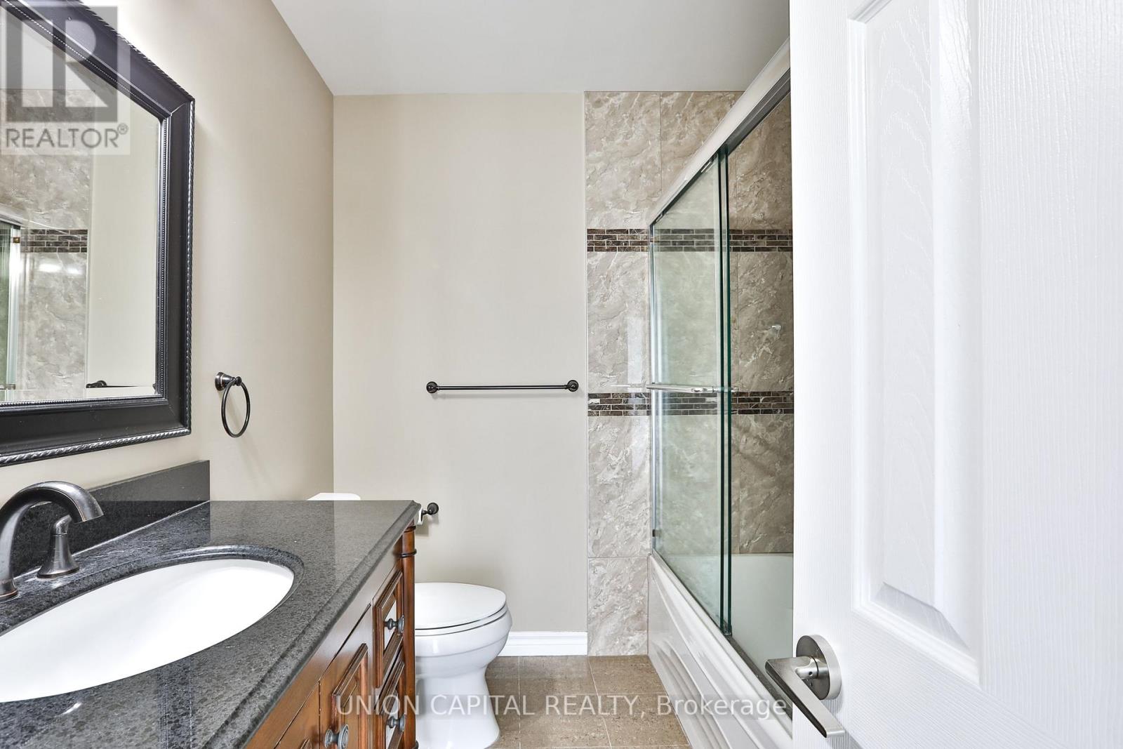 Main - 168 Old Sheppard Avenue, Toronto, Ontario  M2J 3L9 - Photo 19 - C13123244