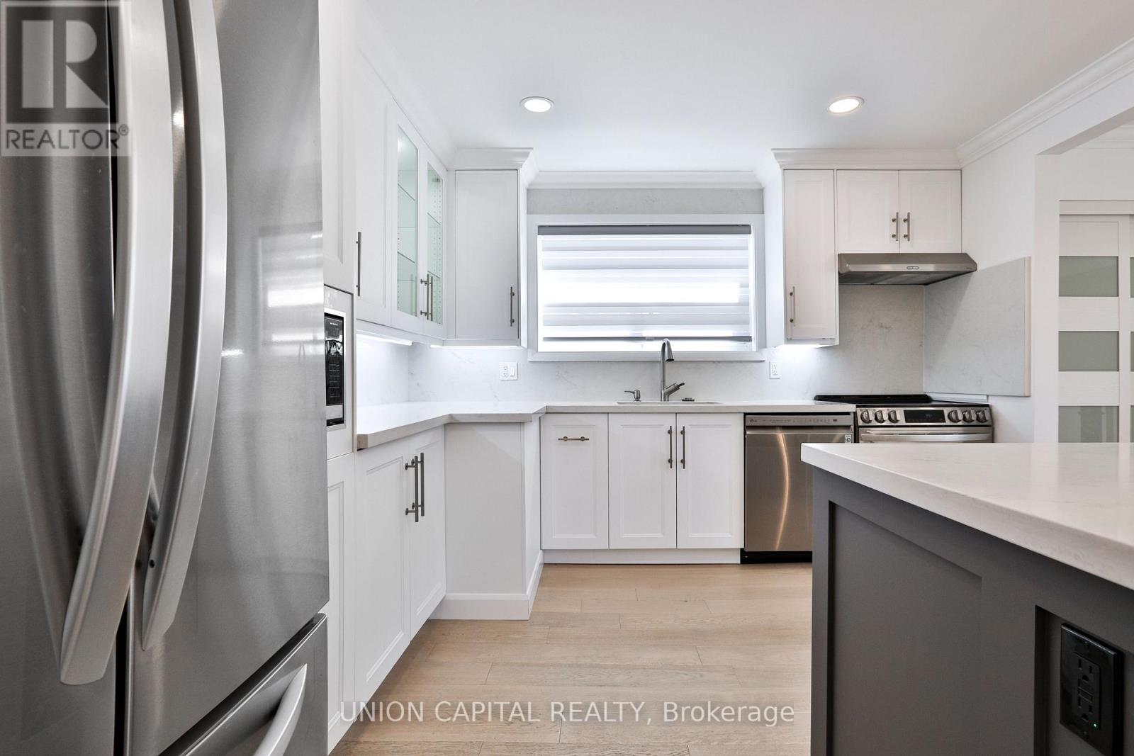 Main - 168 Old Sheppard Avenue, Toronto, Ontario  M2J 3L9 - Photo 9 - C13123244