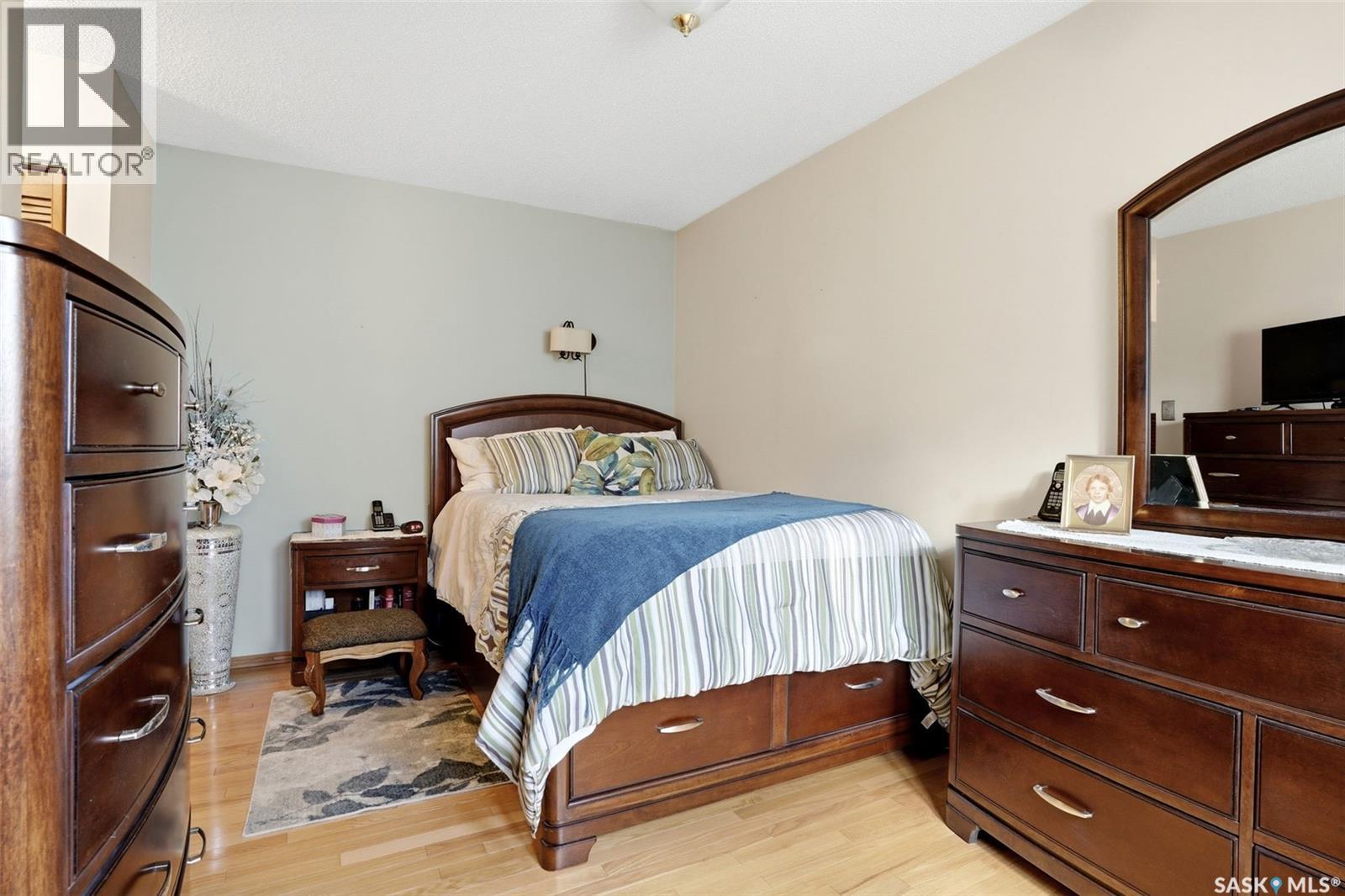 2750 Meadow Lane E, Regina, Saskatchewan  S4V 1L6 - Photo 14 - SK035851