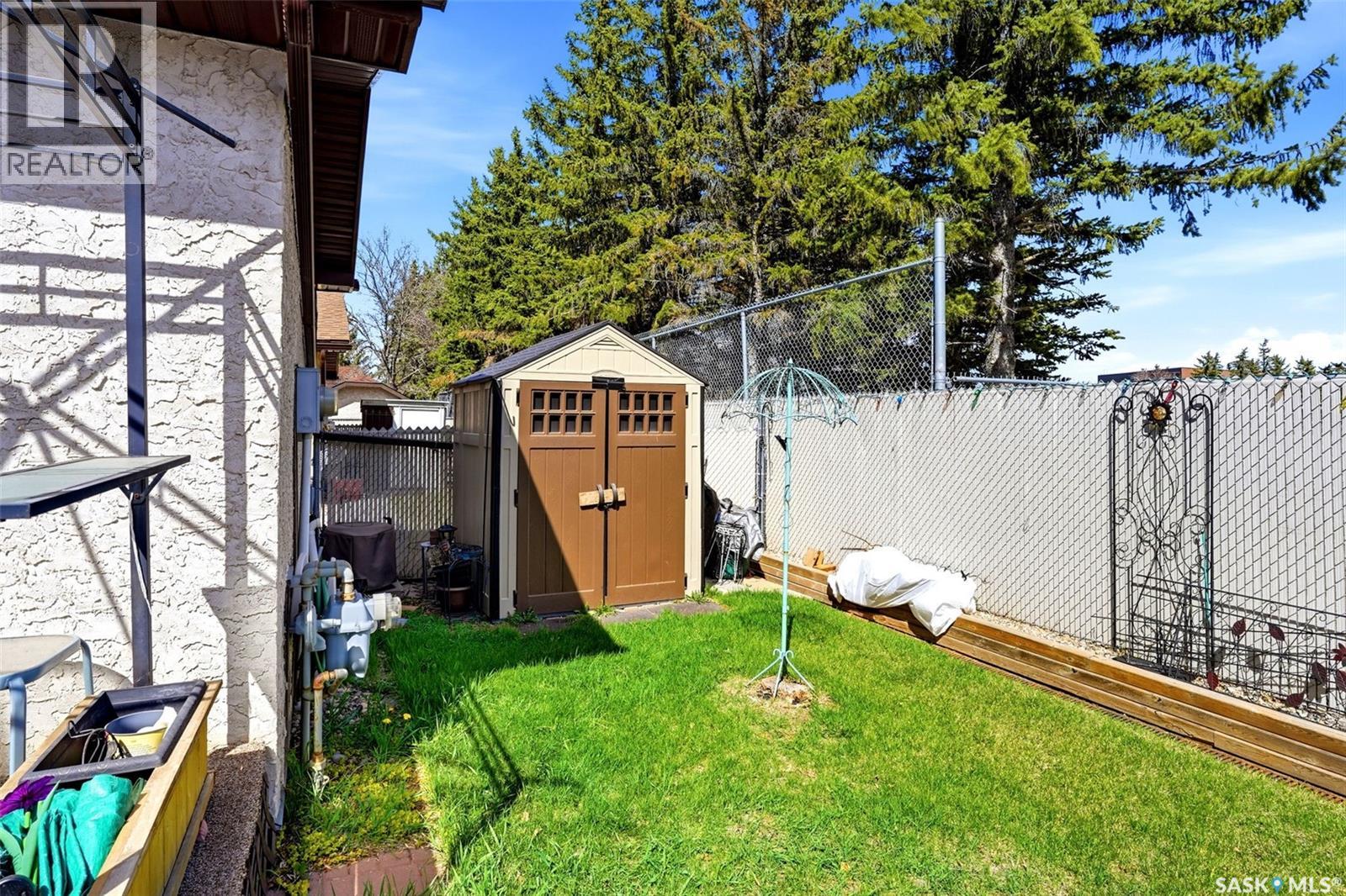 2750 Meadow Lane E, Regina, Saskatchewan  S4V 1L6 - Photo 32 - SK035851