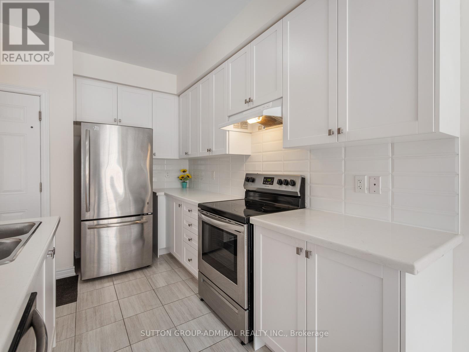 1152 Sepia Square, Pickering, Ontario  L1X 0H1 - Photo 8 - E13123320