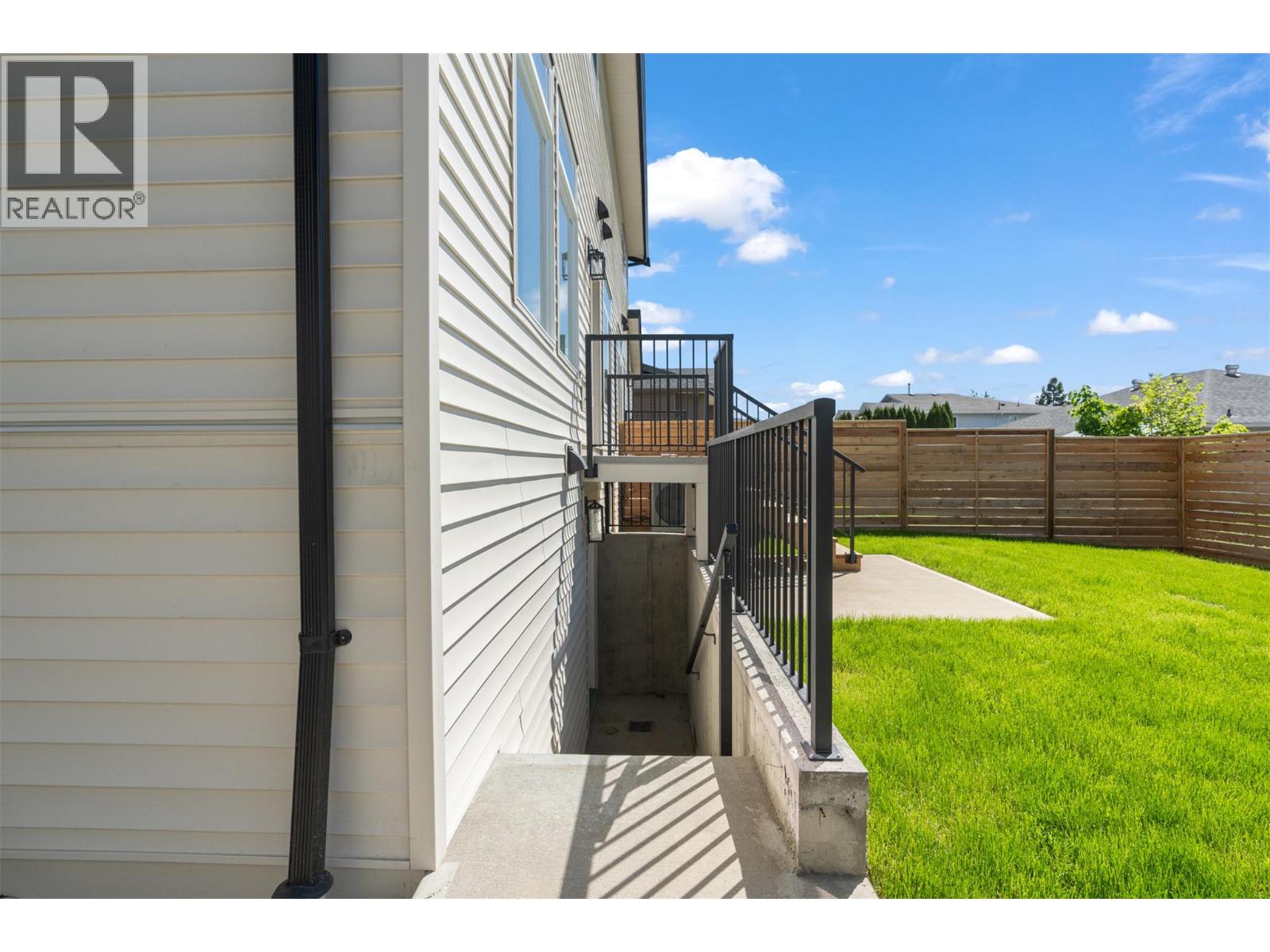 2455 Bradley Drive Unit# 102 Lot# 4, Armstrong, British Columbia  V4Y 0Y4 - Photo 56 - 10375570
