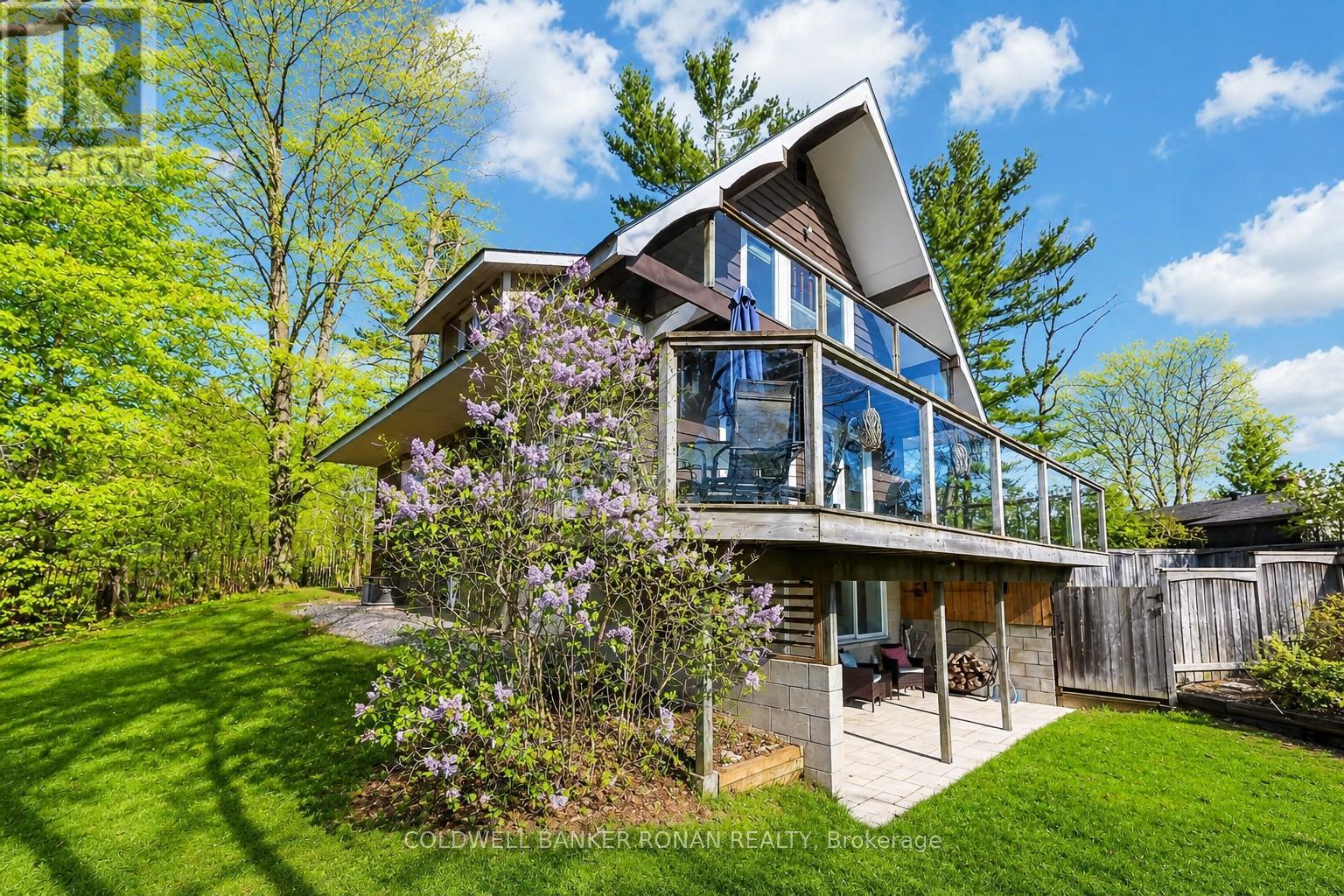 157 WOODLAND DRIVE, Wasaga Beach, Ontario