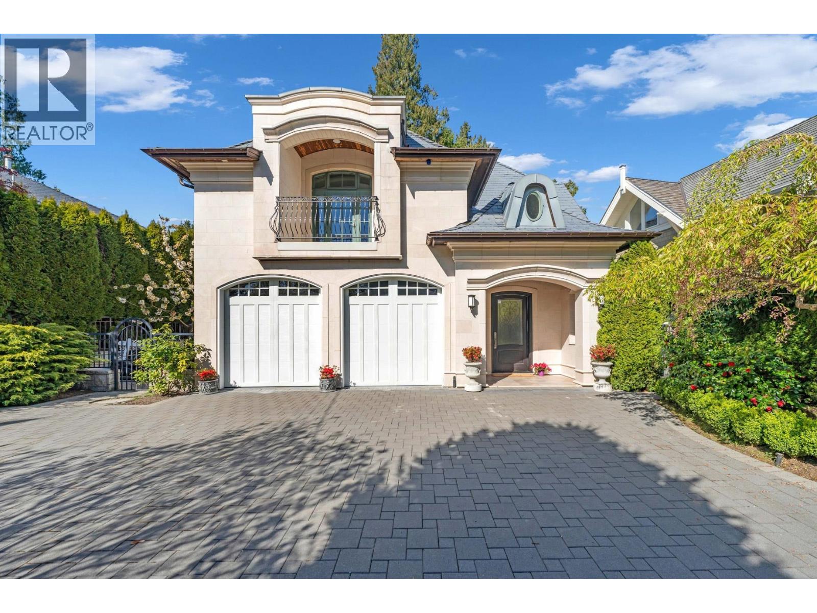 4348 ERWIN DRIVE, West Vancouver, British Columbia