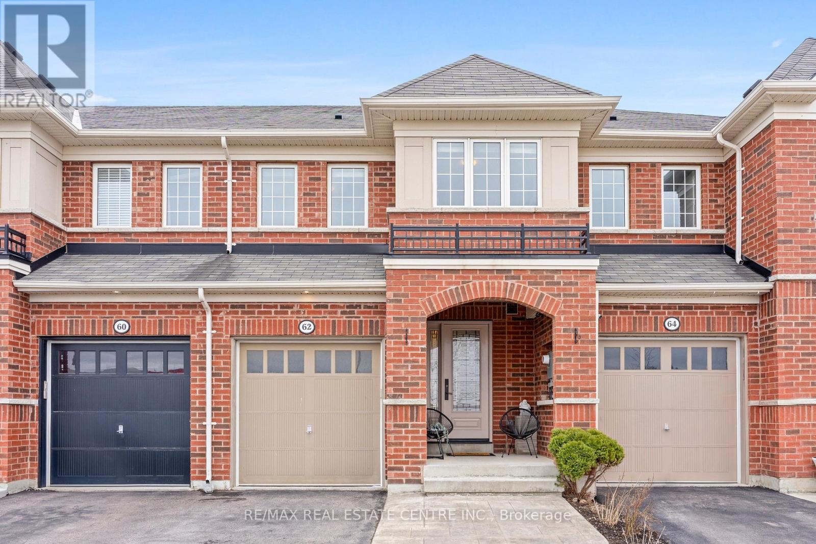 62 Sussexvale Drive, Brampton, Ontario  L6R 0W2 - Photo 1 - W13123222