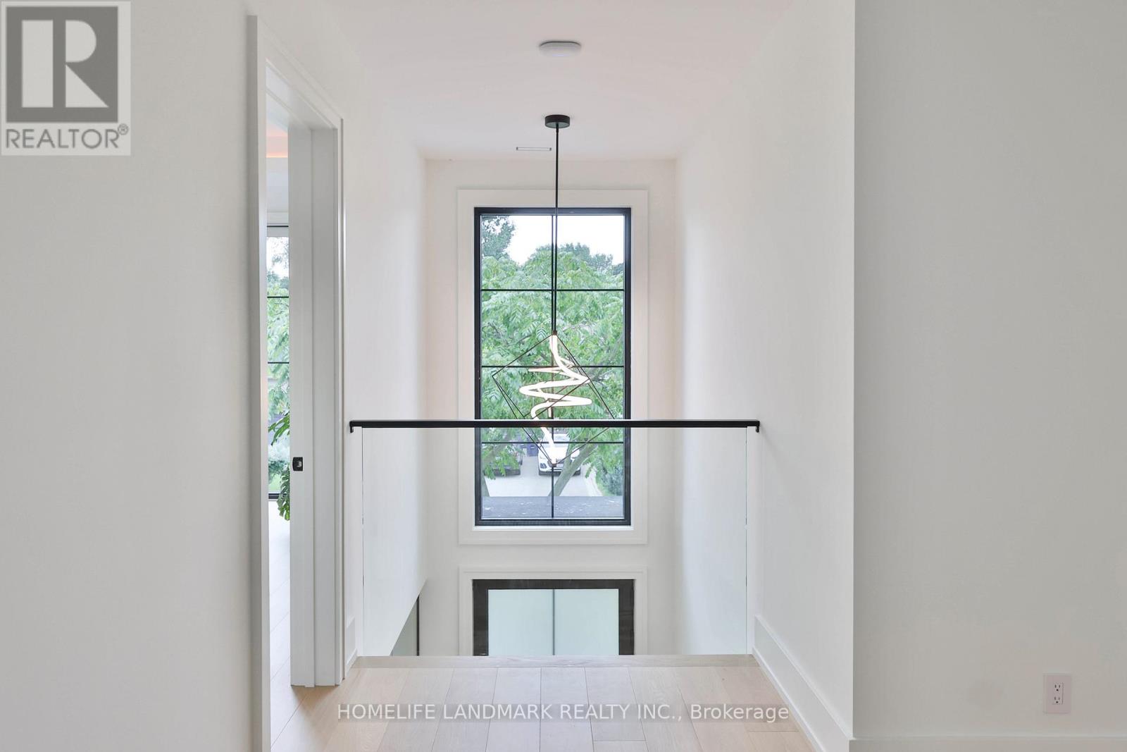 12 Bernice Avenue, Toronto, Ontario  M8Y 1Z6 - Photo 31 - W13123240