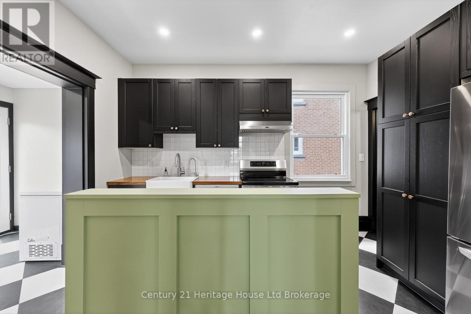 520 Mary Street, Woodstock, Ontario N4S 4S7 - Photo 8 - X13123664