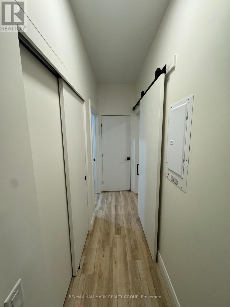 101 - 25 Grant Street, Ottawa, Ontario  K1Y 2W8 - Photo 13 - X12947538