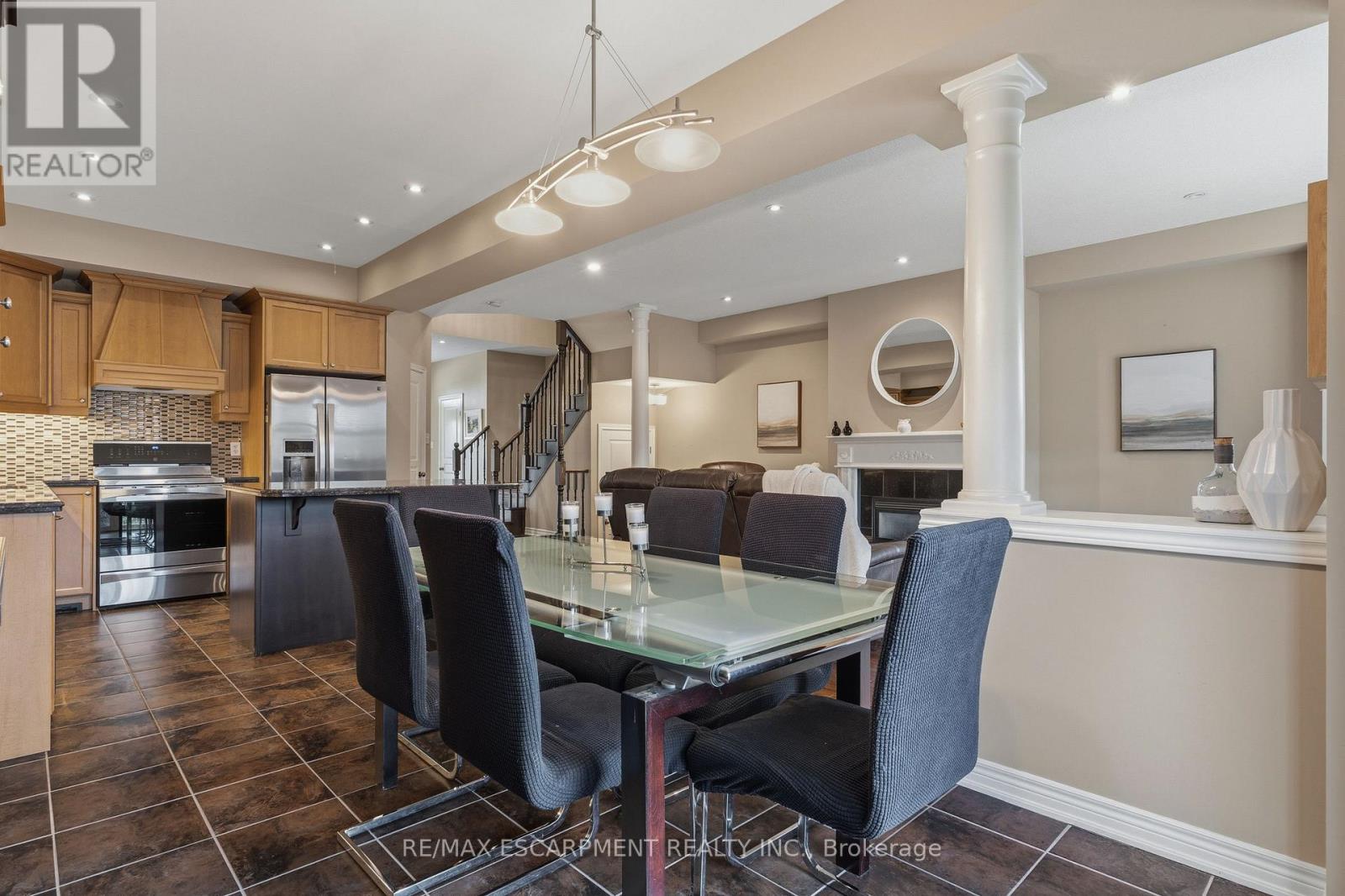 96 Newcombe Road, Hamilton, Ontario  L9H 0A6 - Photo 20 - X13123248