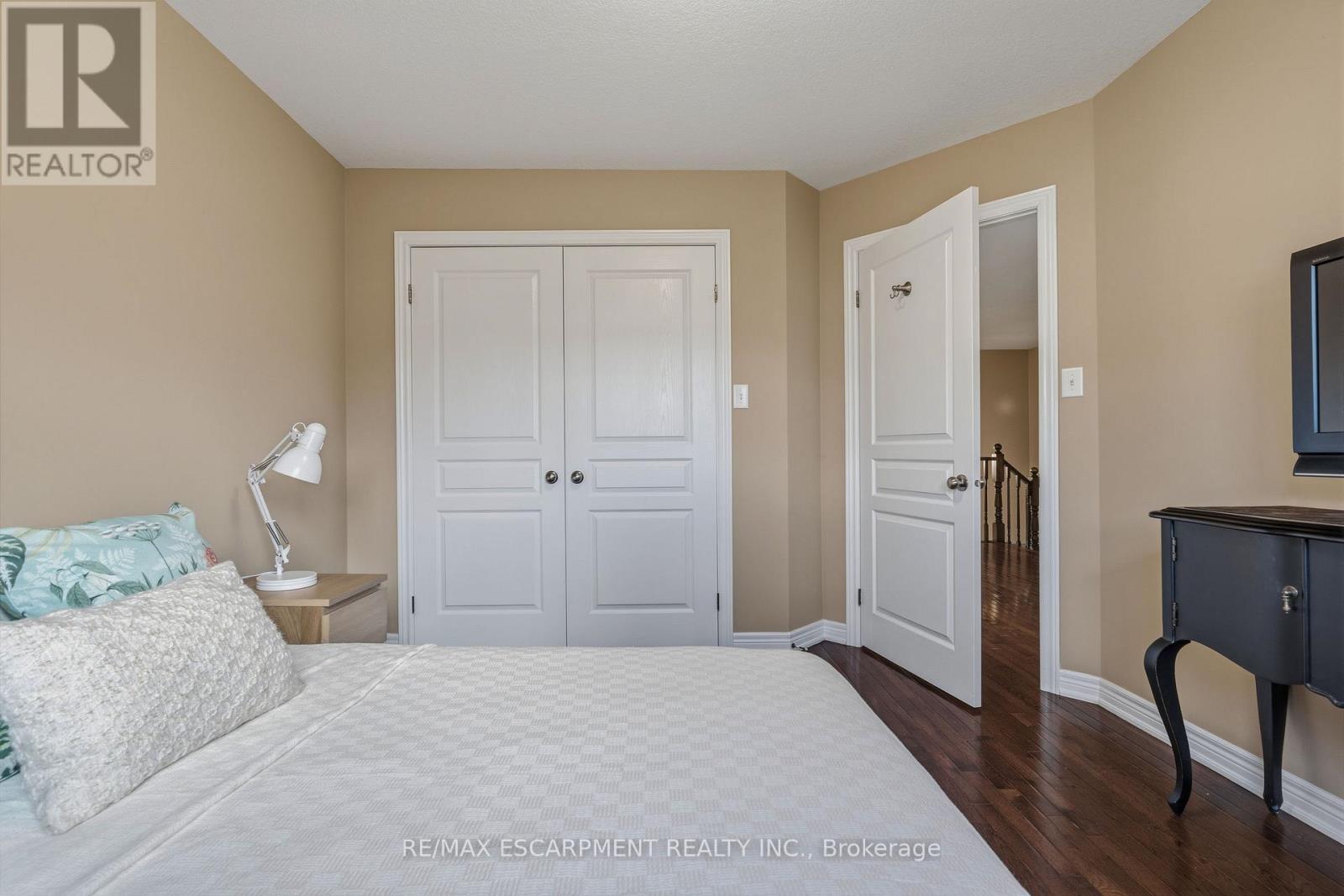 96 Newcombe Road, Hamilton, Ontario  L9H 0A6 - Photo 31 - X13123248