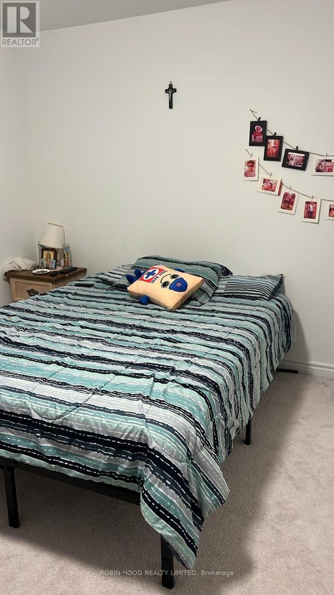 Main - 138 Forestwalk Street, Kitchener, Ontario  N2R 0S9 - Photo 6 - X13123332