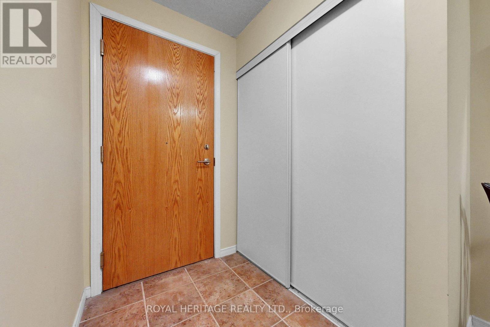 112 - 340 Watson Street W, Whitby, Ontario  L1N 9G1 - Photo 6 - E13123604