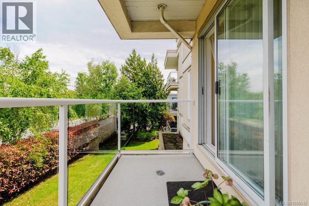 301 331 Burnside Rd E, Victoria, British Columbia  V9A 1A6 - Photo 21 - 1036515