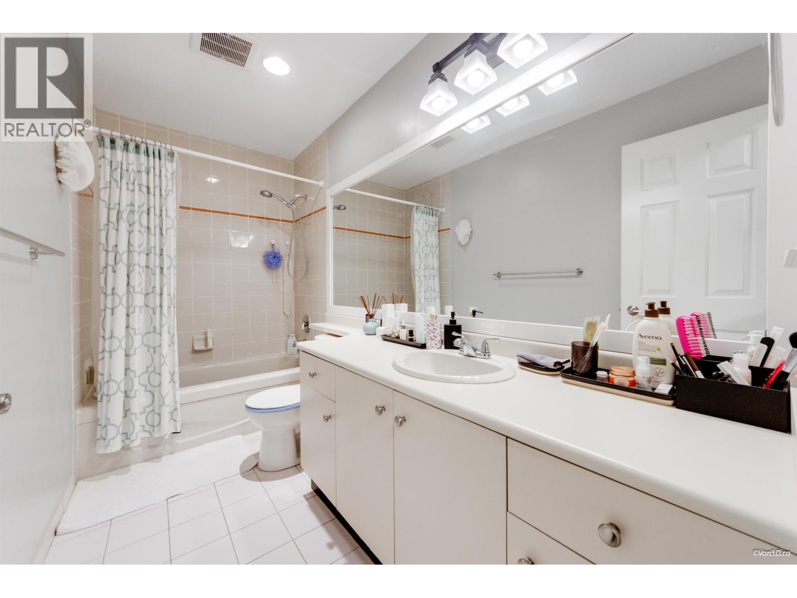 202 5885 Olive Avenue, Burnaby, British Columbia V5H 4N8 - Photo 18 - R3122967