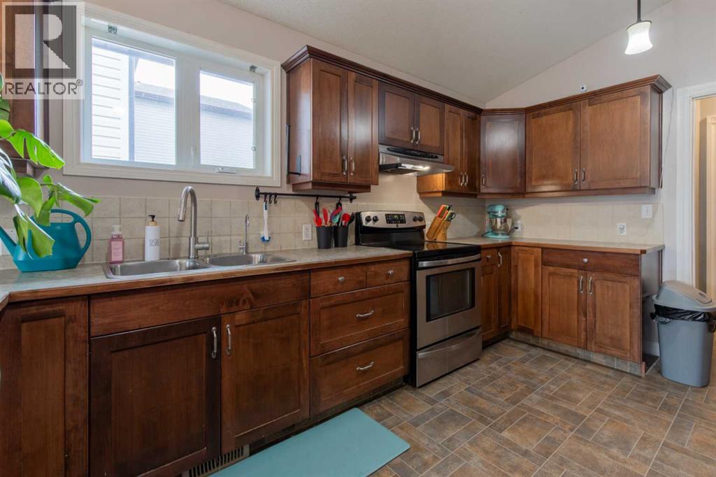 311 Barons Street, Nobleford, Alberta  T0L 1S0 - Photo 18 - A2310948