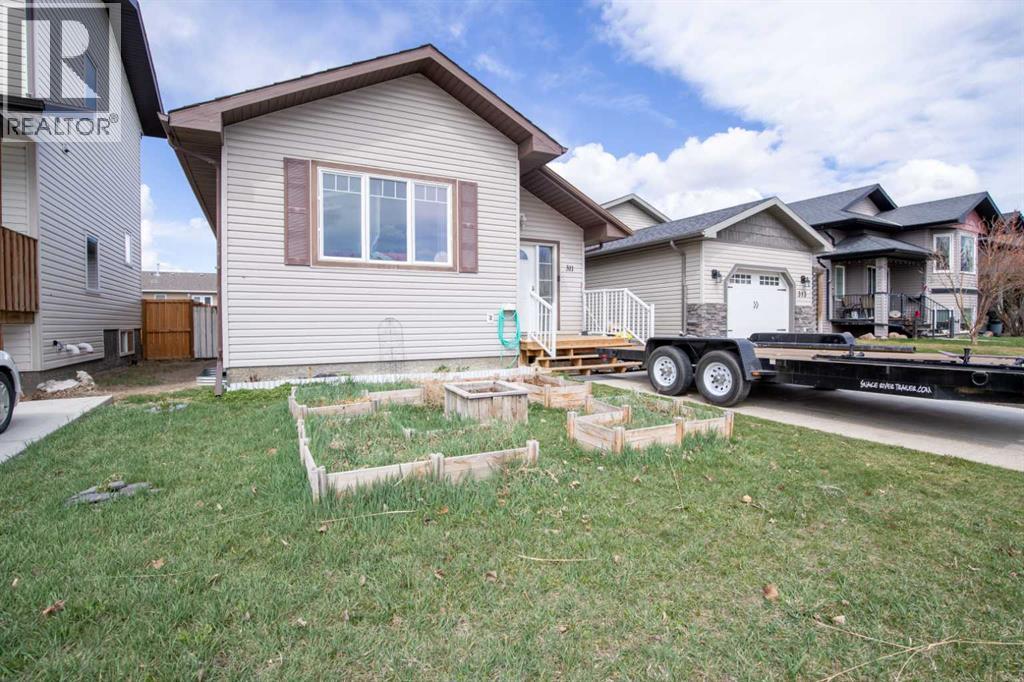 311 Barons Street, Nobleford, Alberta  T0L 1S0 - Photo 2 - A2310948