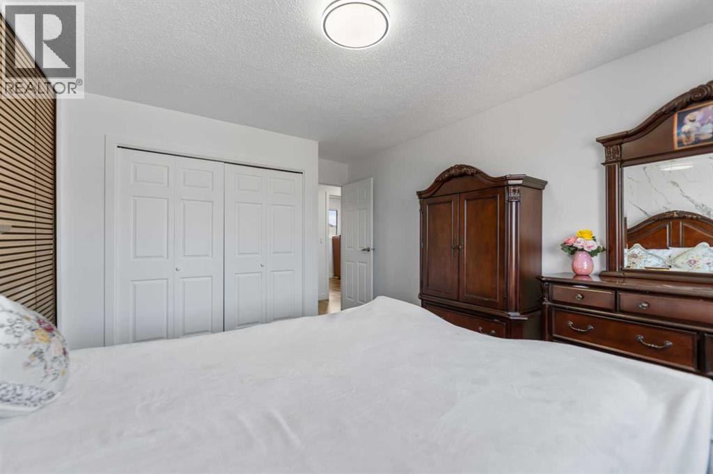 40 Pinecliff Close Ne, Calgary, Alberta  T1Y 4N5 - Photo 17 - A2300841
