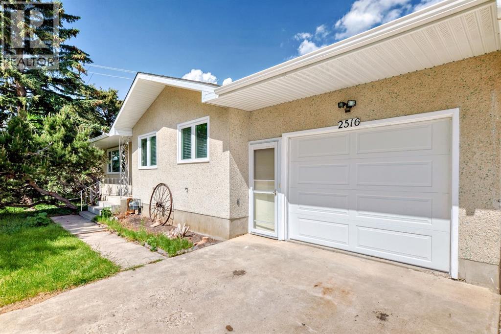 2516 20 Street, Nanton, Alberta  T0L 1R0 - Photo 2 - A2310891