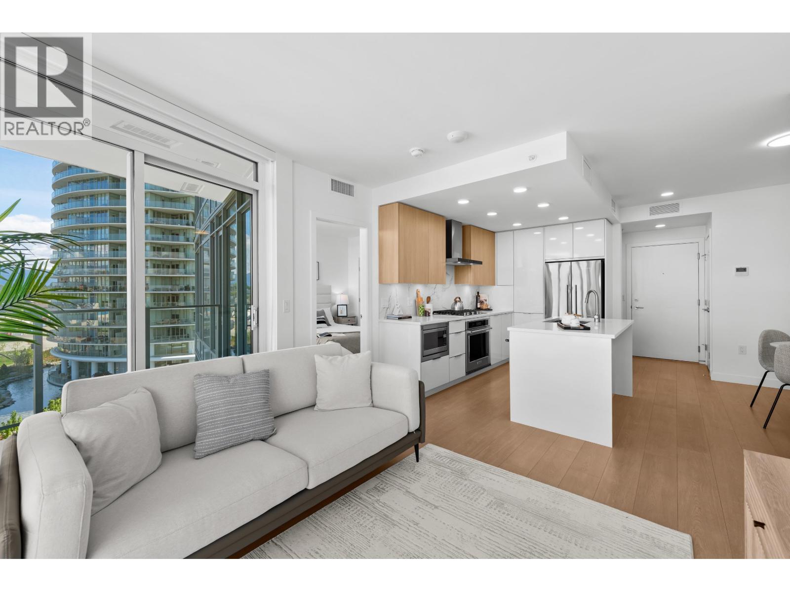 602 7683 Park Crescent, Burnaby, British Columbia  V3N 0J4 - Photo 15 - R3123180