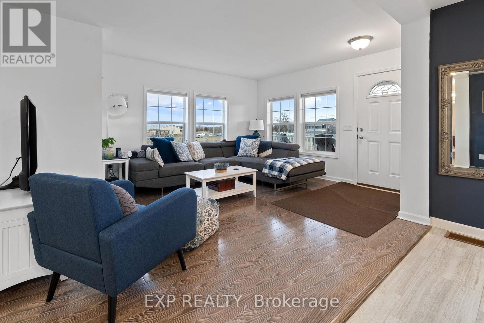 3589 County Road 8, Prince Edward County, Ontario  K0K 2T0 - Photo 7 - X13123564