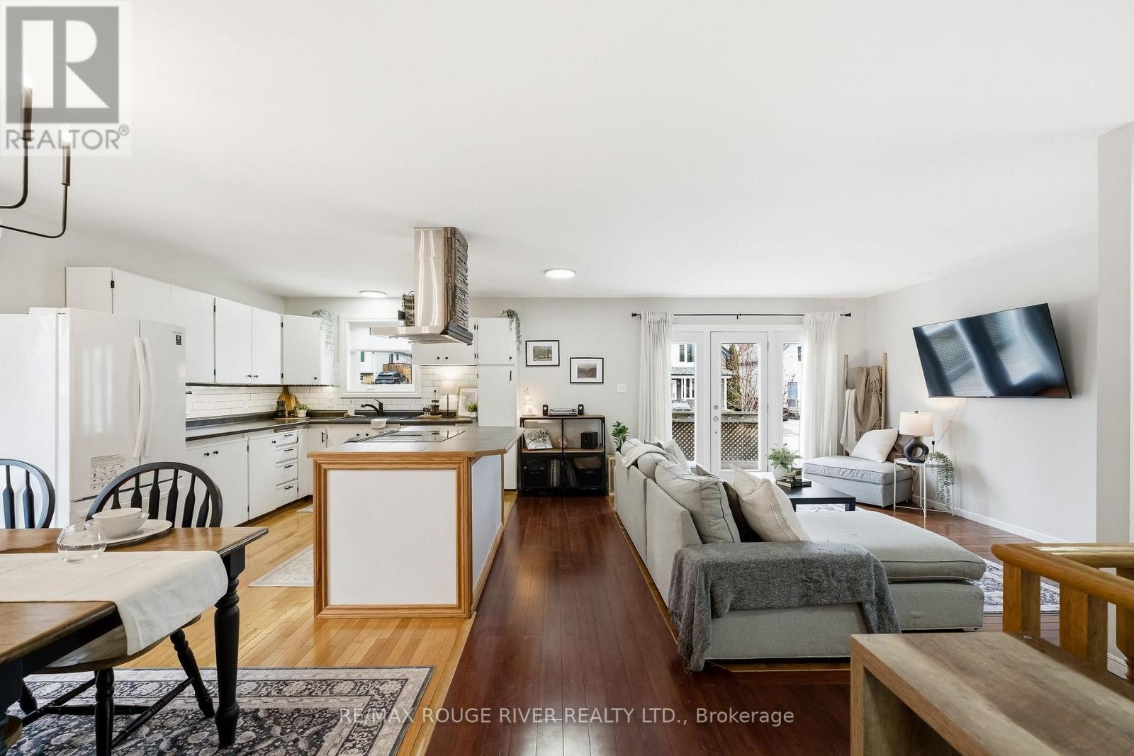 19 Caroline Street, Kawartha Lakes, Ontario  K9V 1T2 - Photo 14 - X13123568