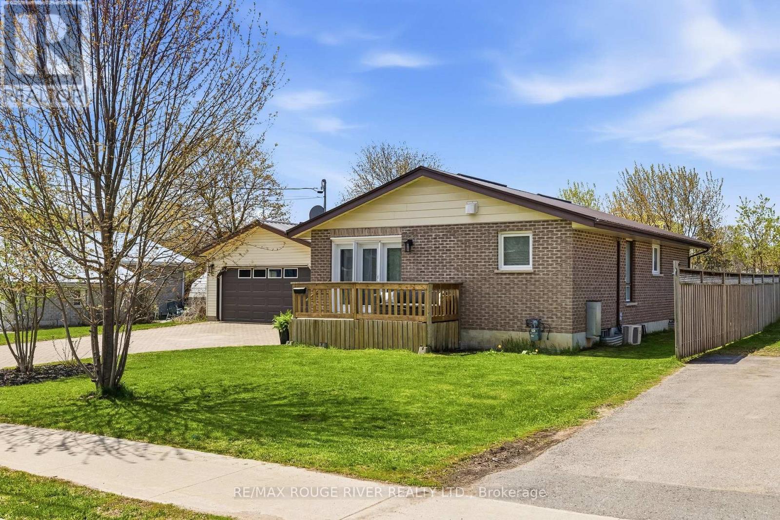 19 Caroline Street, Kawartha Lakes, Ontario  K9V 1T2 - Photo 2 - X13123568