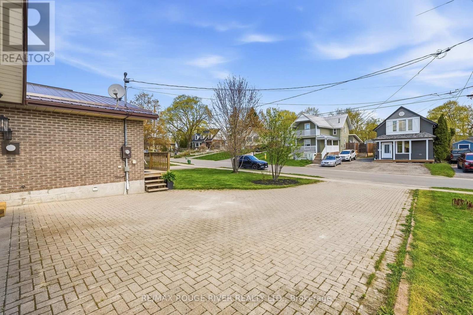 19 Caroline Street, Kawartha Lakes, Ontario  K9V 1T2 - Photo 3 - X13123568