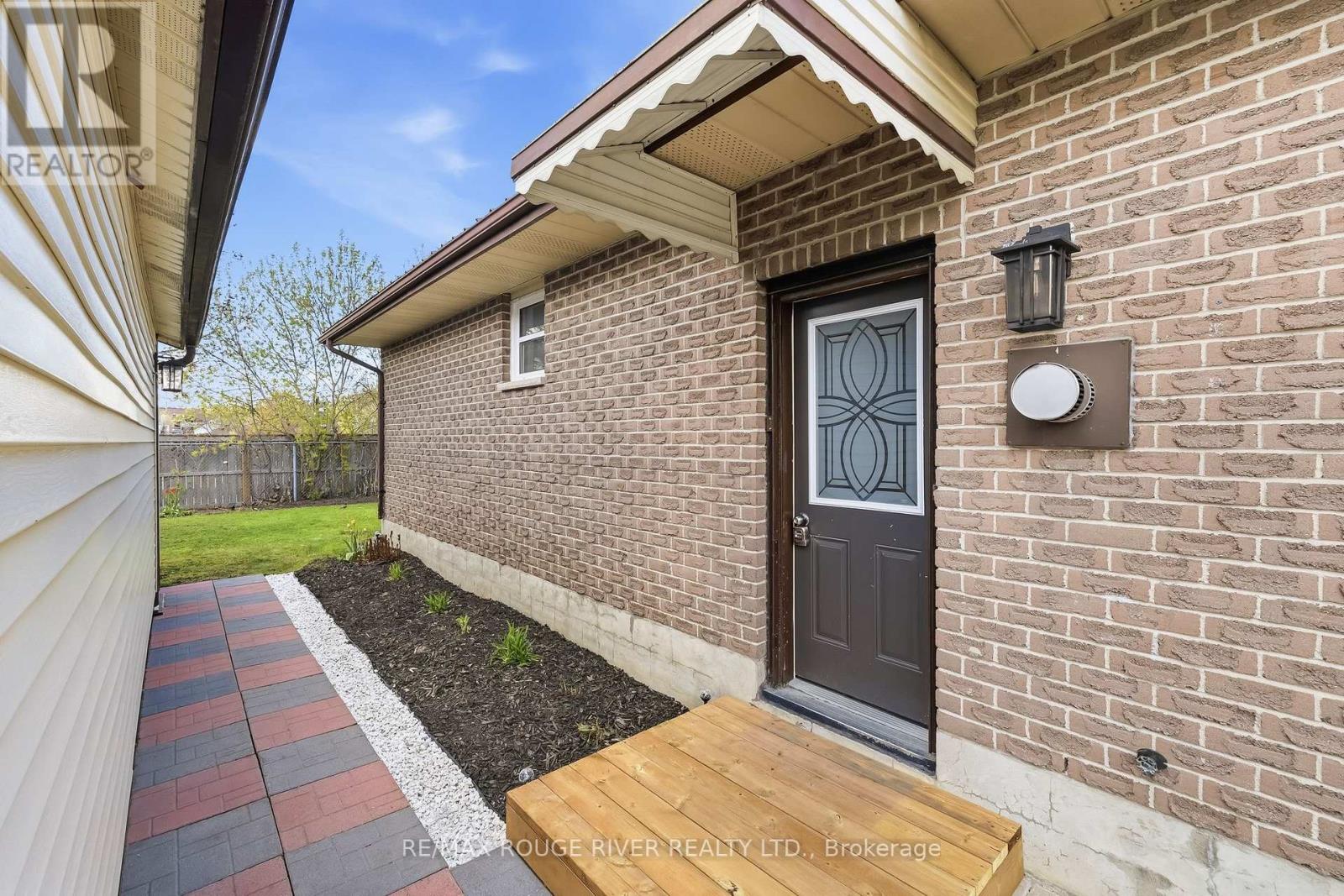 19 Caroline Street, Kawartha Lakes, Ontario  K9V 1T2 - Photo 43 - X13123568