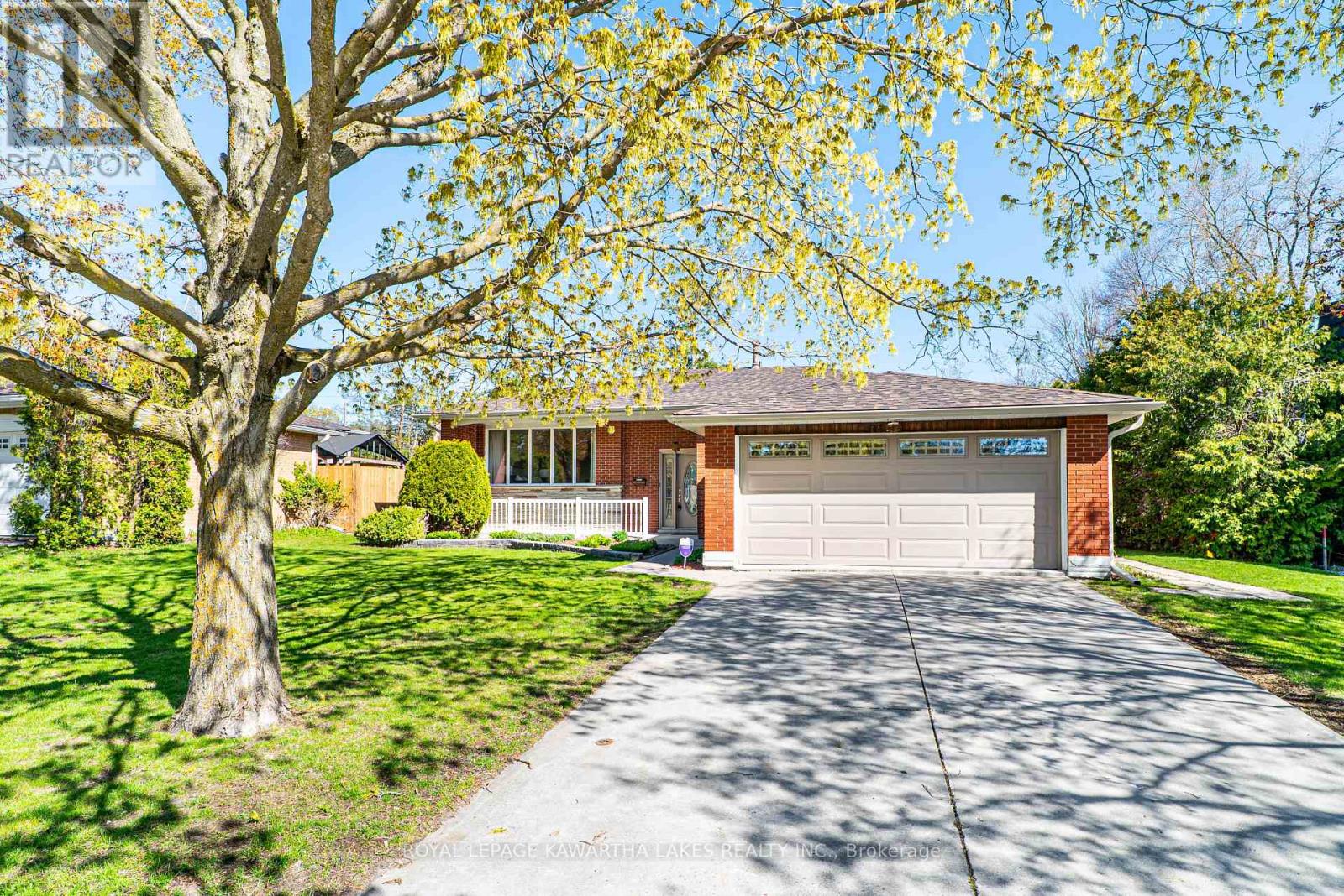 52 SANDERLING CRESCENT, Kawartha Lakes, Ontario