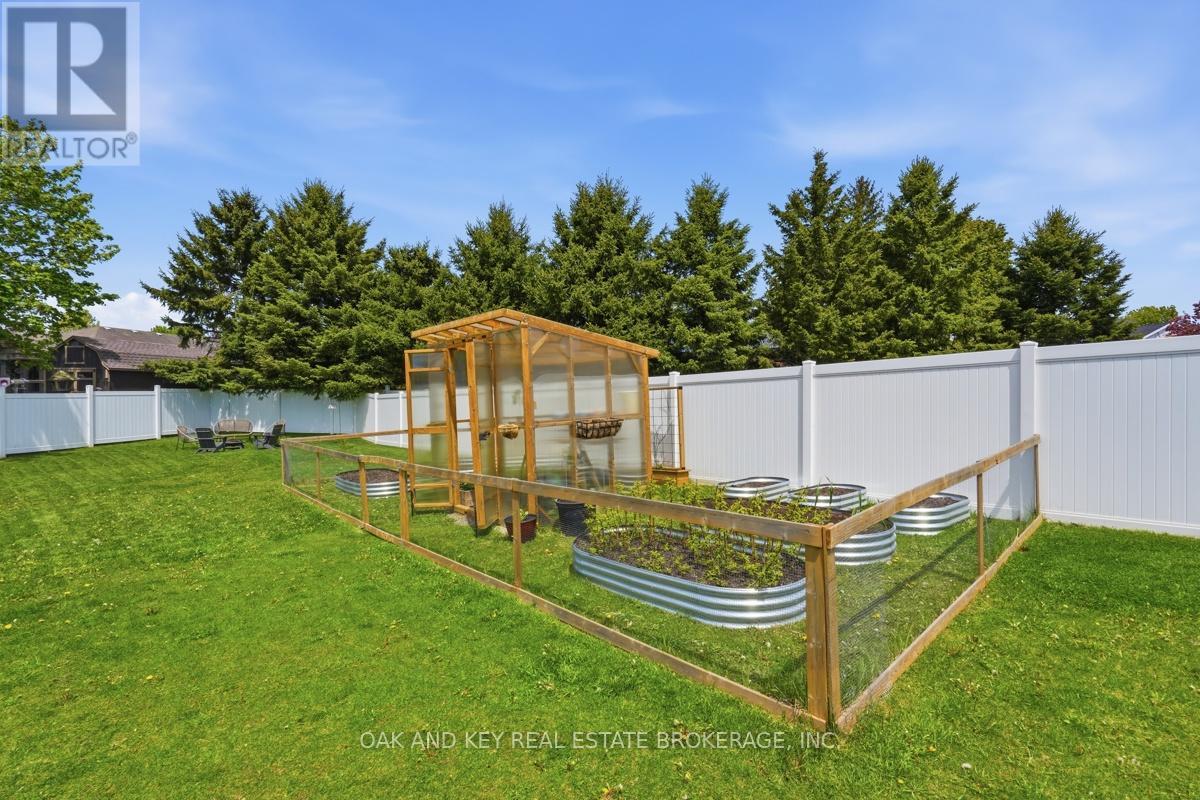 32 Helen Court, Central Elgin, Ontario  N0L 1B0 - Photo 43 - X13123466