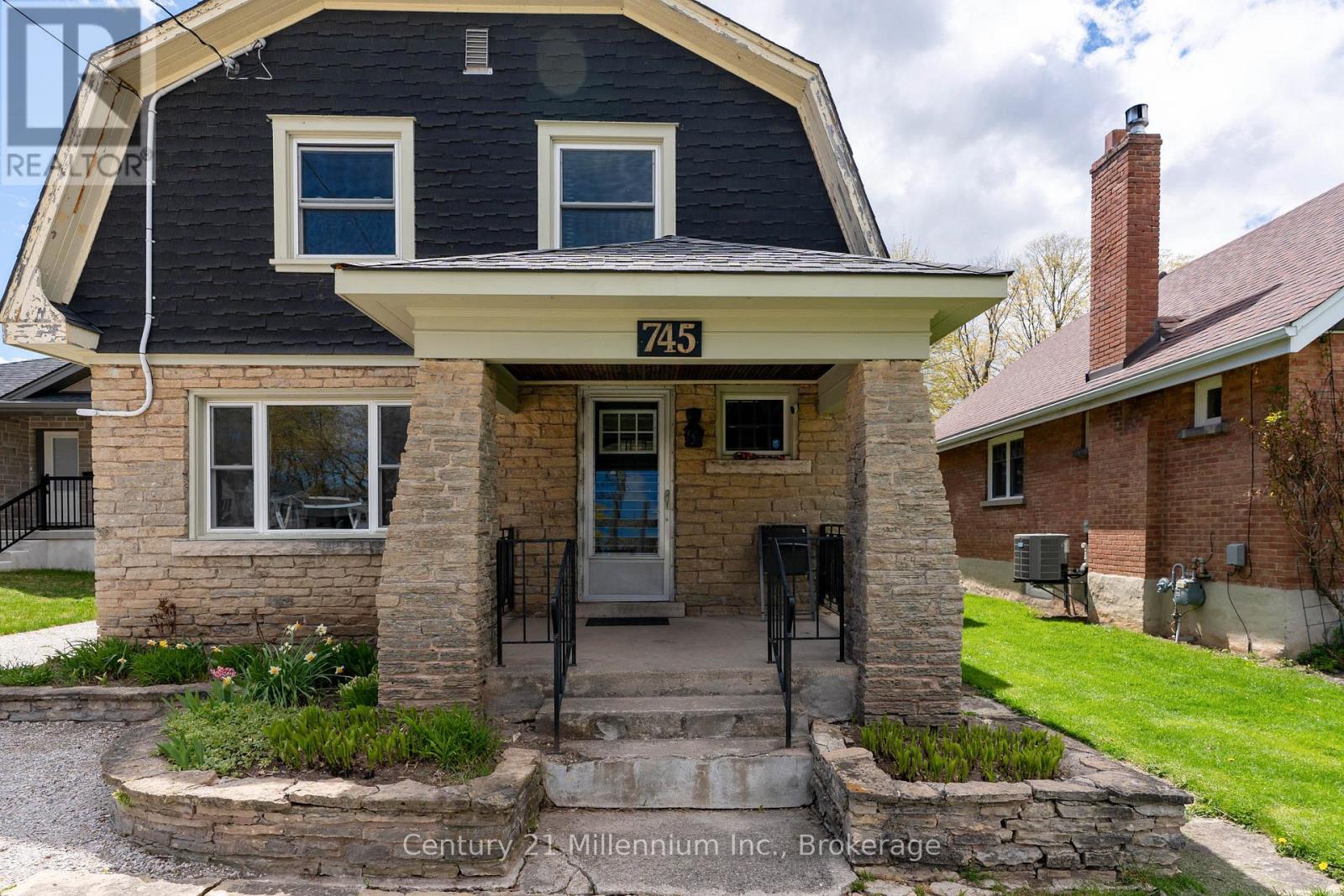 745 15th Street E, Owen Sound, Ontario  N4K 1X5 - Photo 3 - X13123454