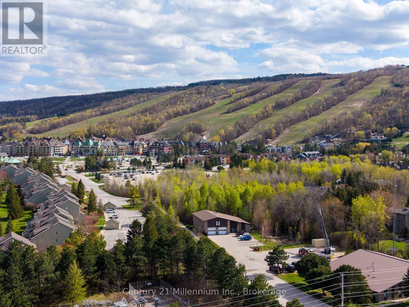 6 - 110 Kellies Way, Blue Mountains, Ontario  L9Y 0L6 - Photo 2 - X13123534