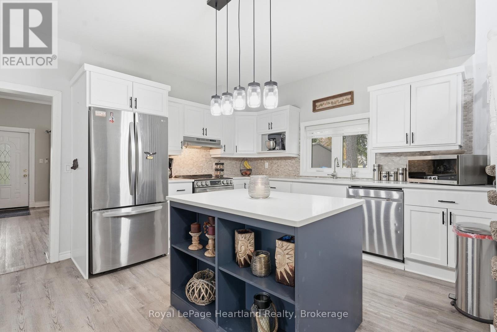 27 Harpurhey Road, Huron East, Ontario  N0K 1W0 - Photo 12 - X13123536