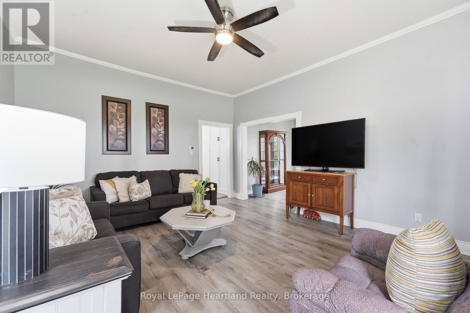 27 Harpurhey Road, Huron East, Ontario  N0K 1W0 - Photo 4 - X13123536